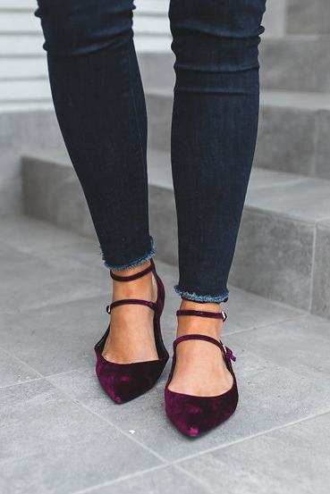 Banana Republic Velvet Flats