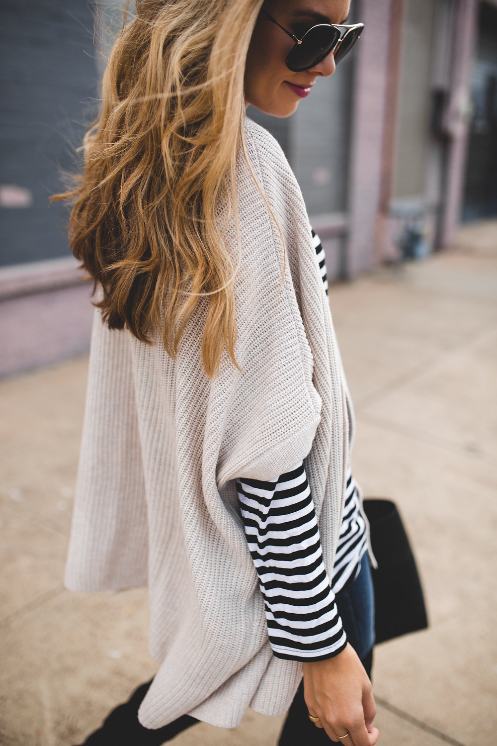 Cream Cardigan Outfit 