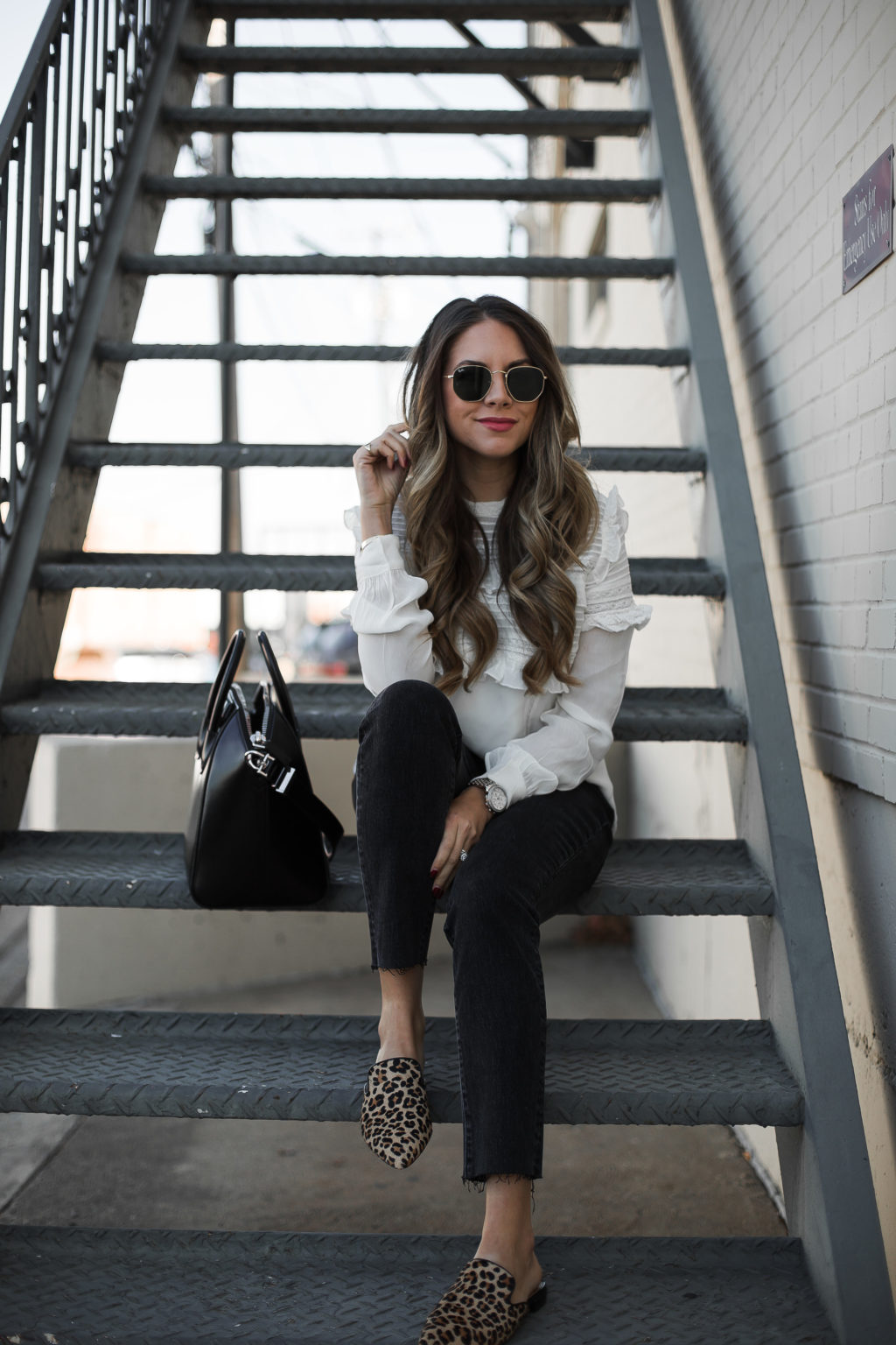 Leopard mules and cropped denim