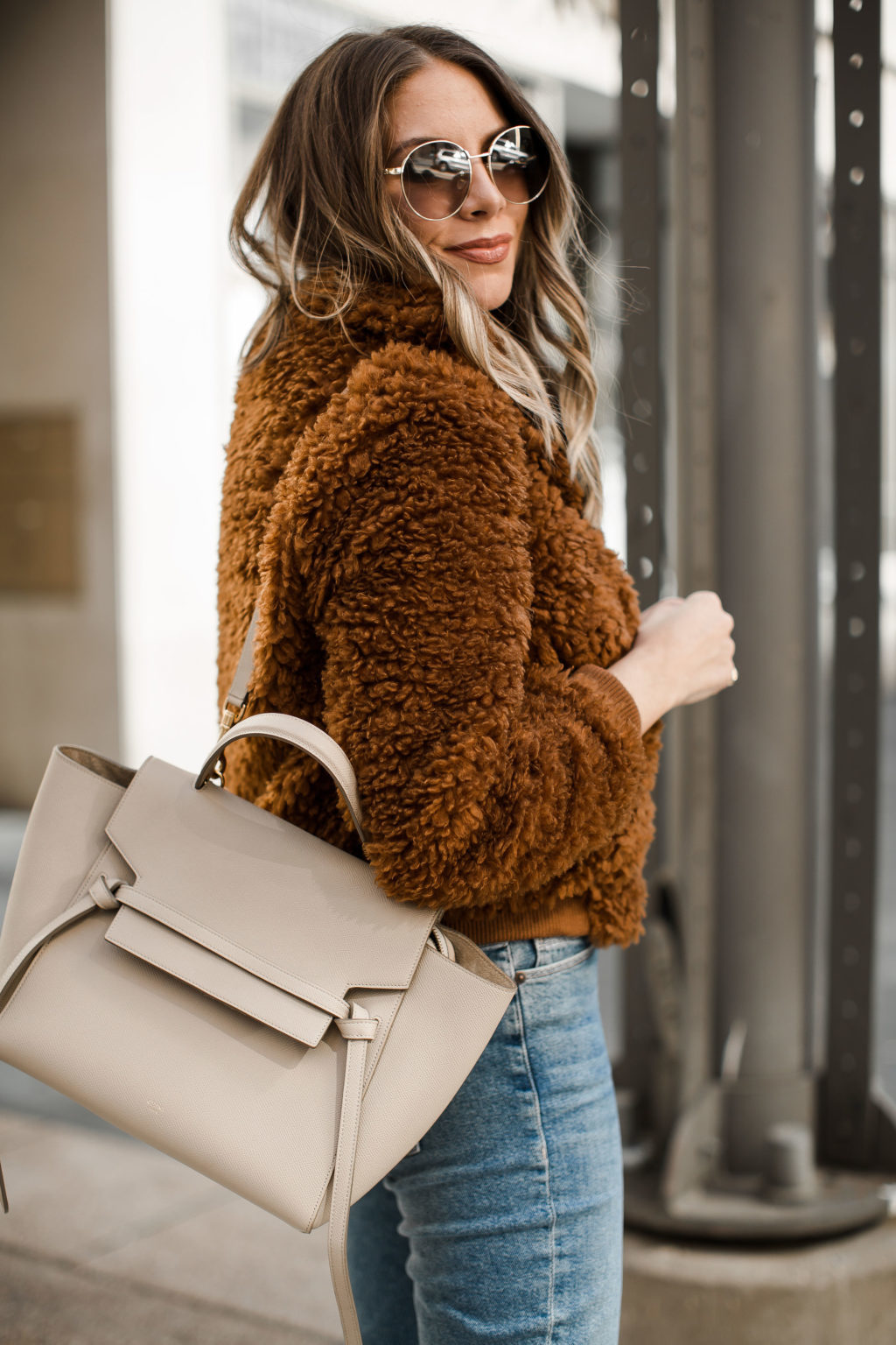 celine belt bag Blogger 