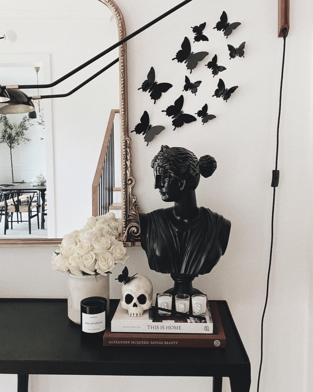 Chic but Cool Halloween Decorations | The Teacher Diva: a Dallas ...