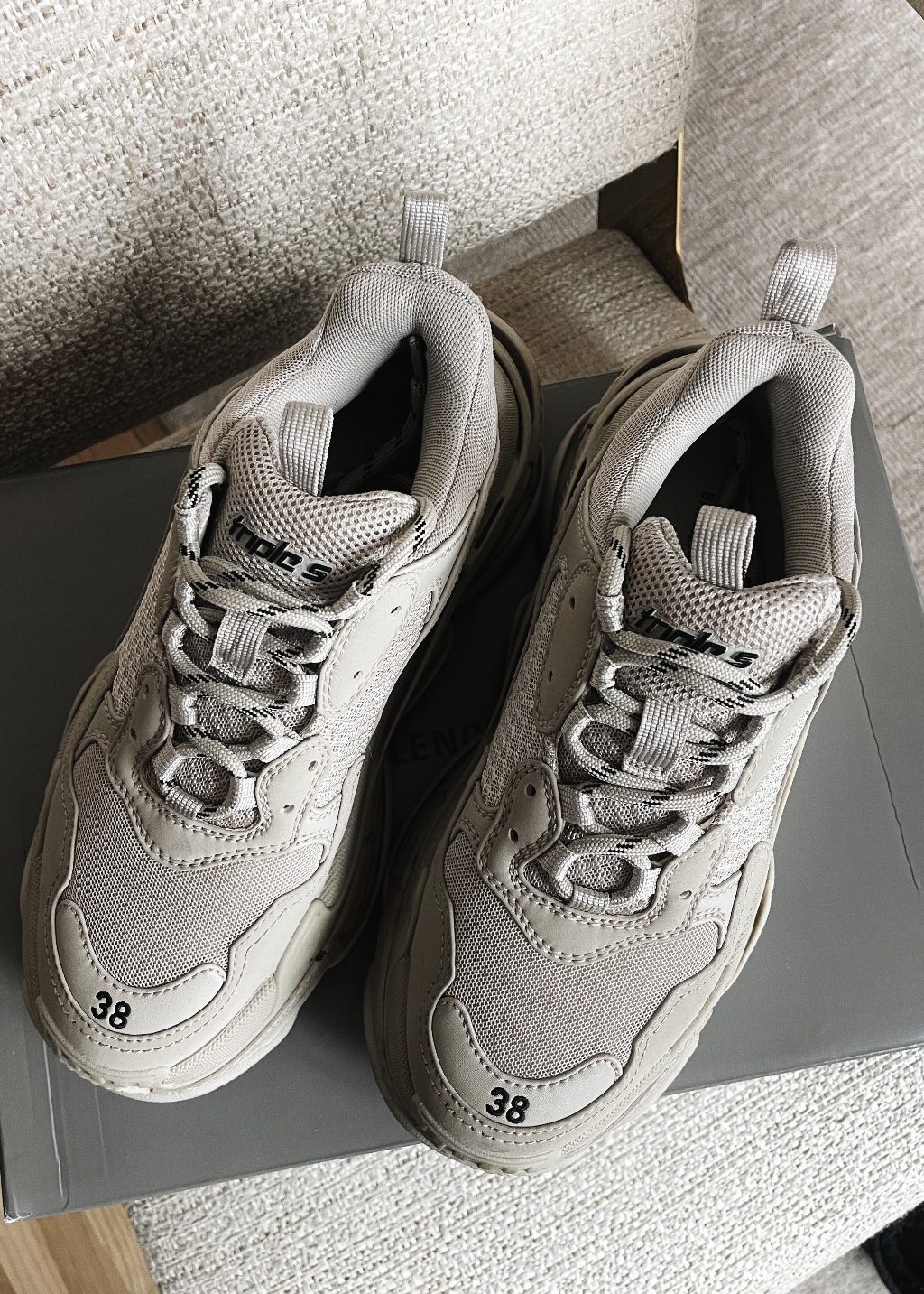 balenciaga sneaker