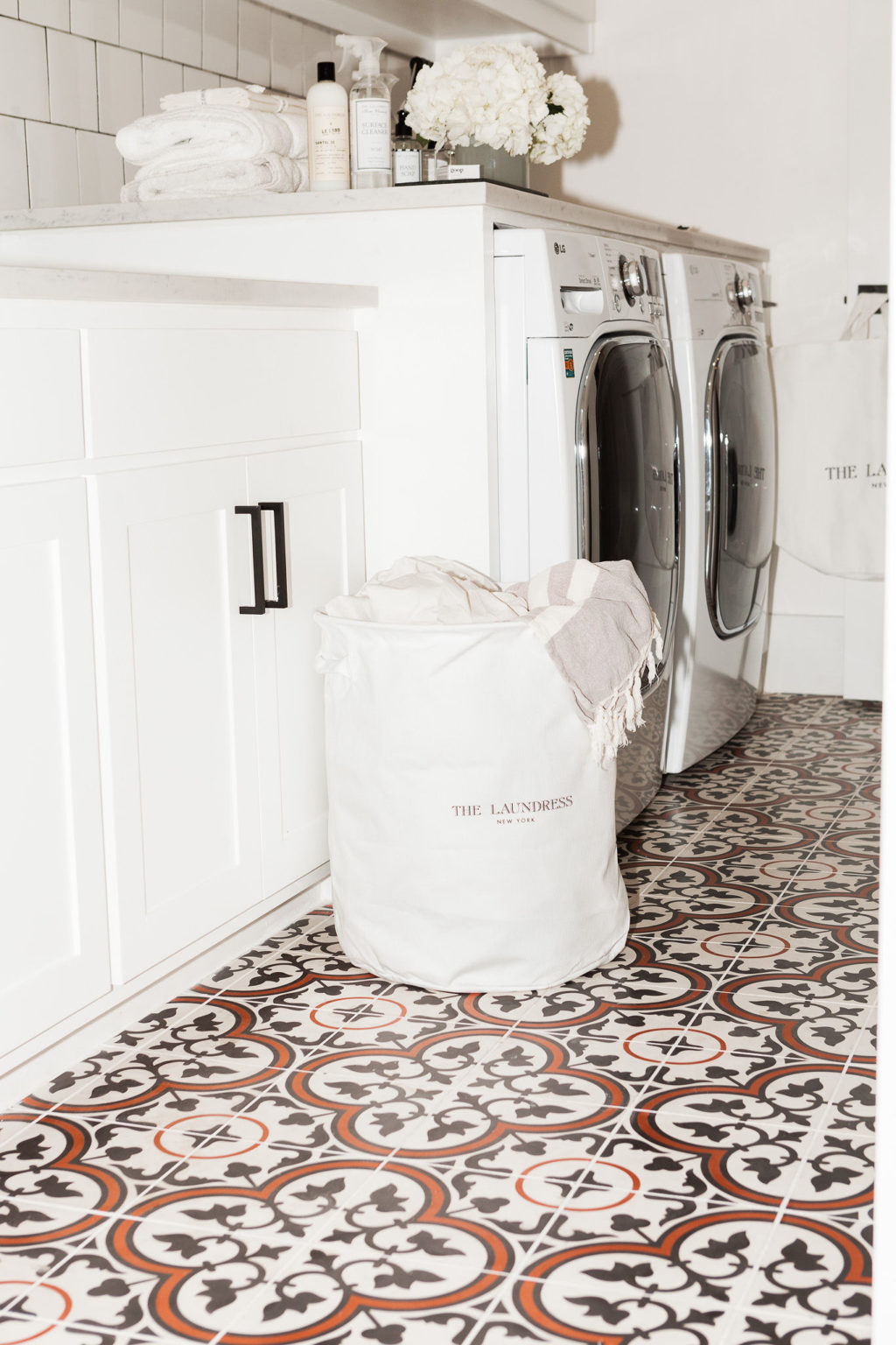 5 Tips for Hosting Holiday Houseguests (and a Look at Our Laundry Room!)