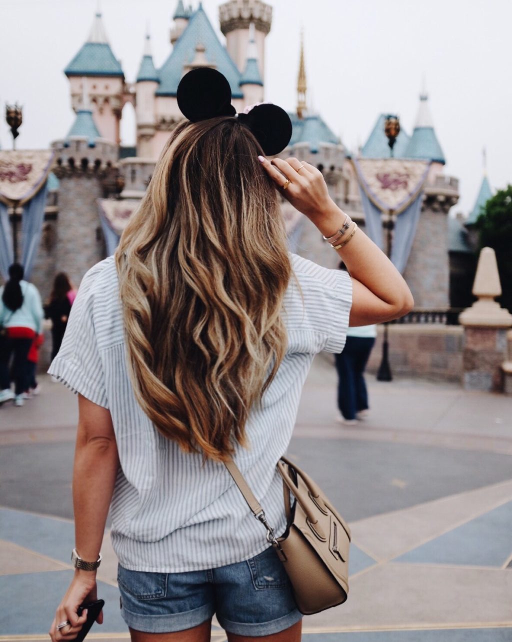 disneyland castle selfie