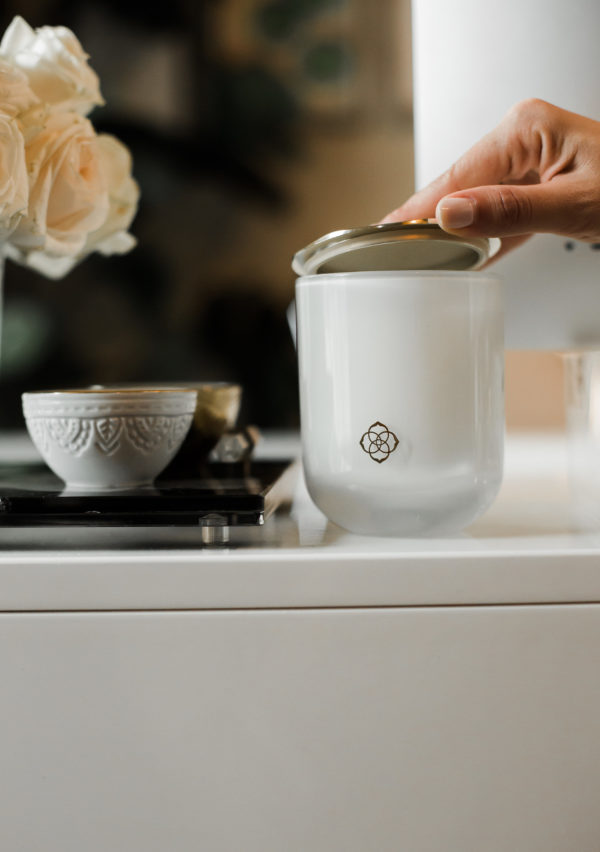 Introducing The New Kendra Scott Candle Collection | The Teacher Diva ...