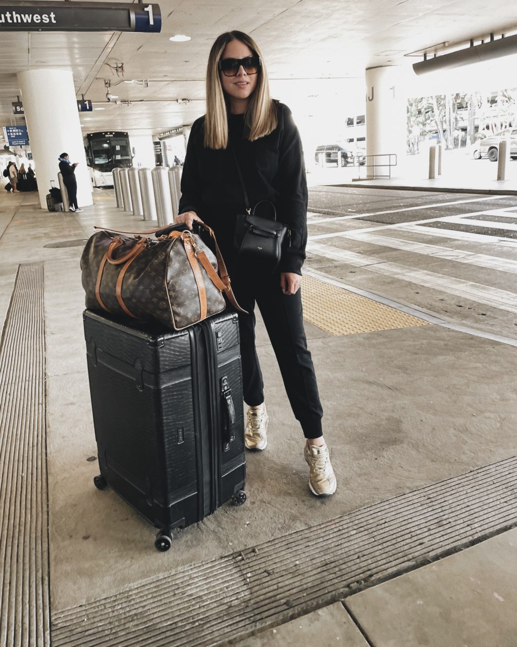 My Tips for Easy Travel Style  The Teacher Diva: a Dallas Fashion