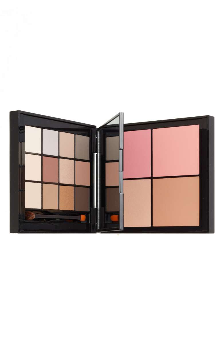 Bobbi Brown Bobbi on Trend Eyes & Cheeks Collection